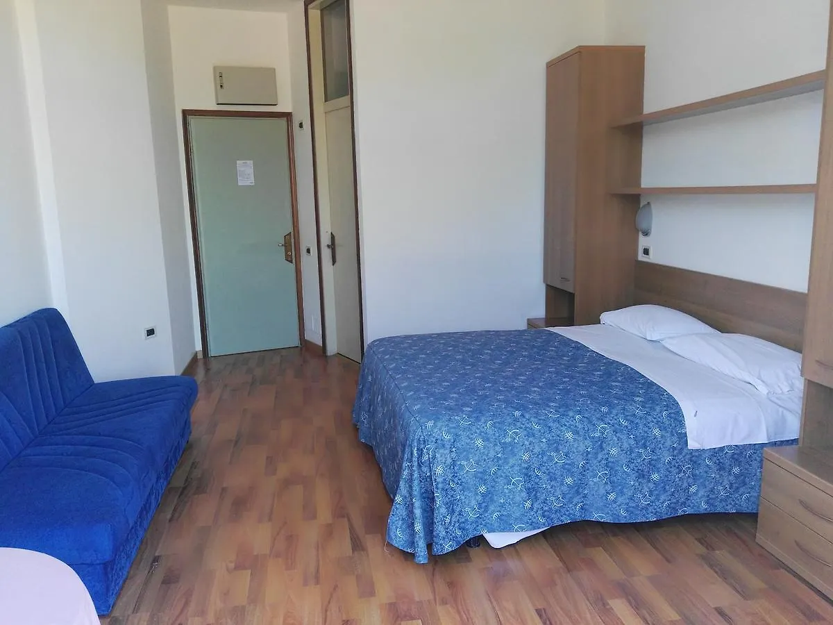 Hotel La Romantica Manerba del Garda 0*,