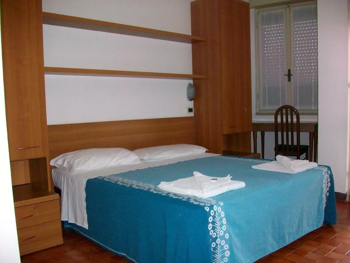 Hotel La Romantica Manerba del Garda 0*,